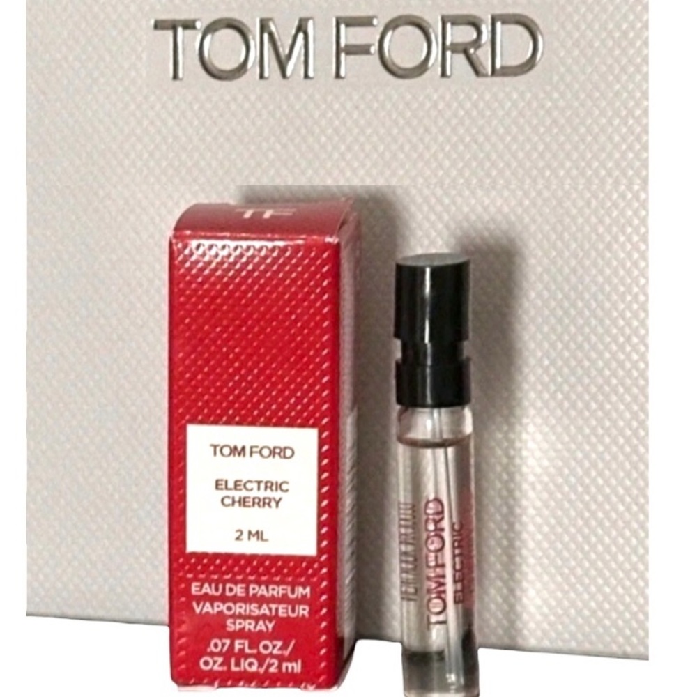 Tom Ford Electric Cherry Eau De Parfum Vaporisateur Spray BNIB 2ml~.07oz